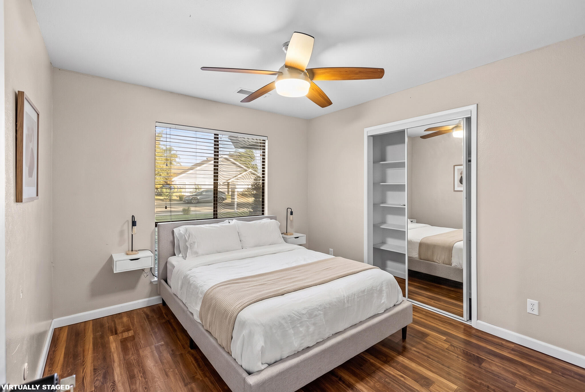 2131 S Hall St, Visalia, CA 93277