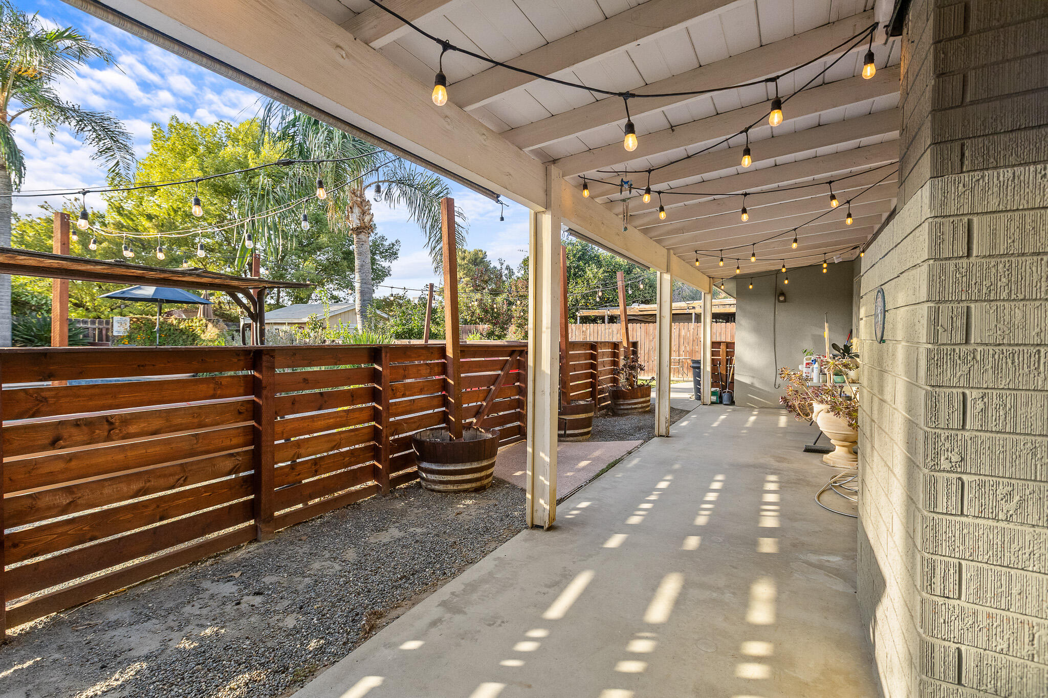 2131 S Hall St, Visalia, CA 93277