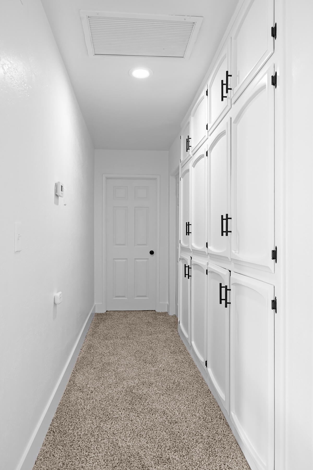 1112 N Scenic Dr, Porterville, CA 93257