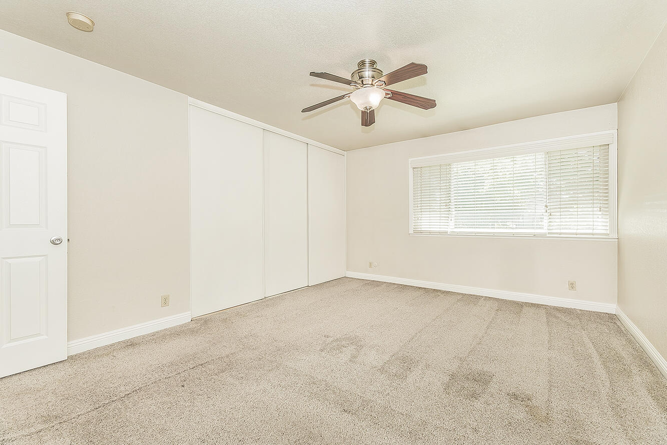 5138 E Ashlan #127, Fresno, CA 93727