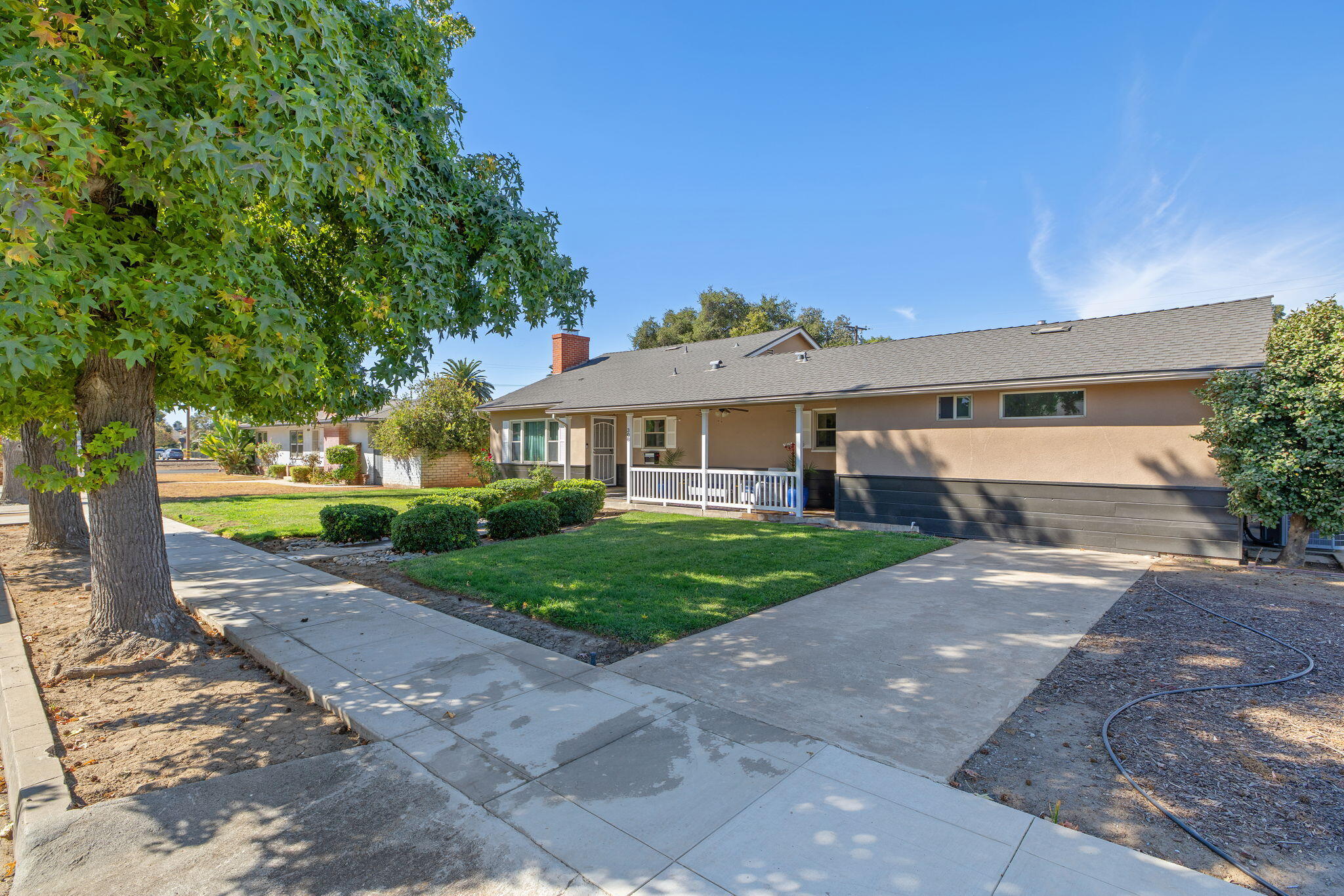 308 Sycamore Dr, Exeter, CA 93221