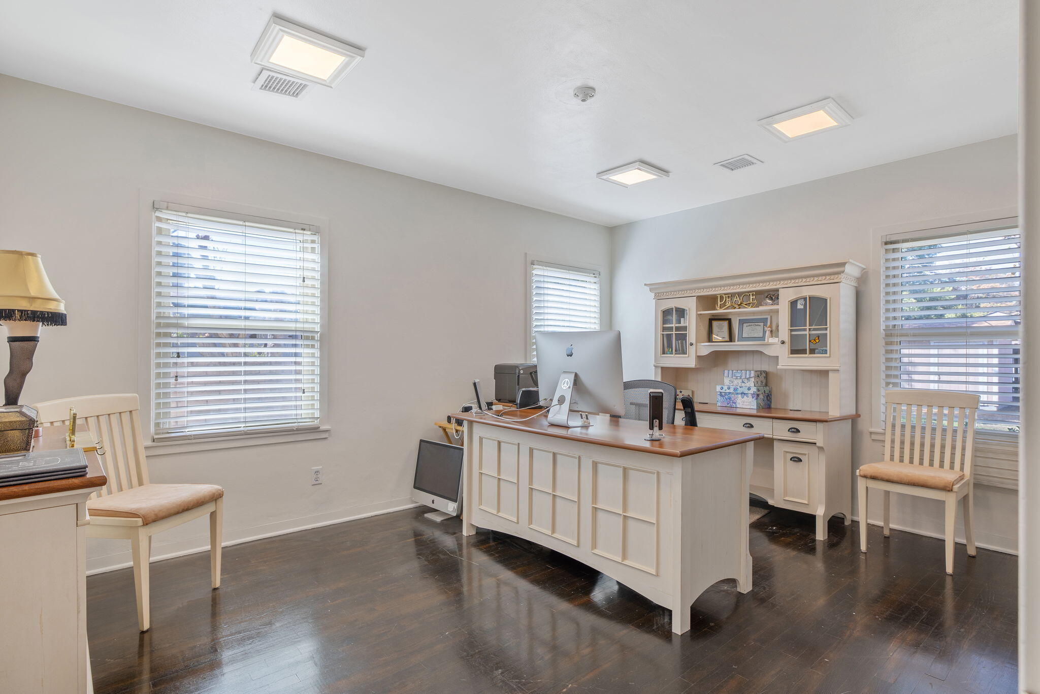 308 Sycamore Dr, Exeter, CA 93221
