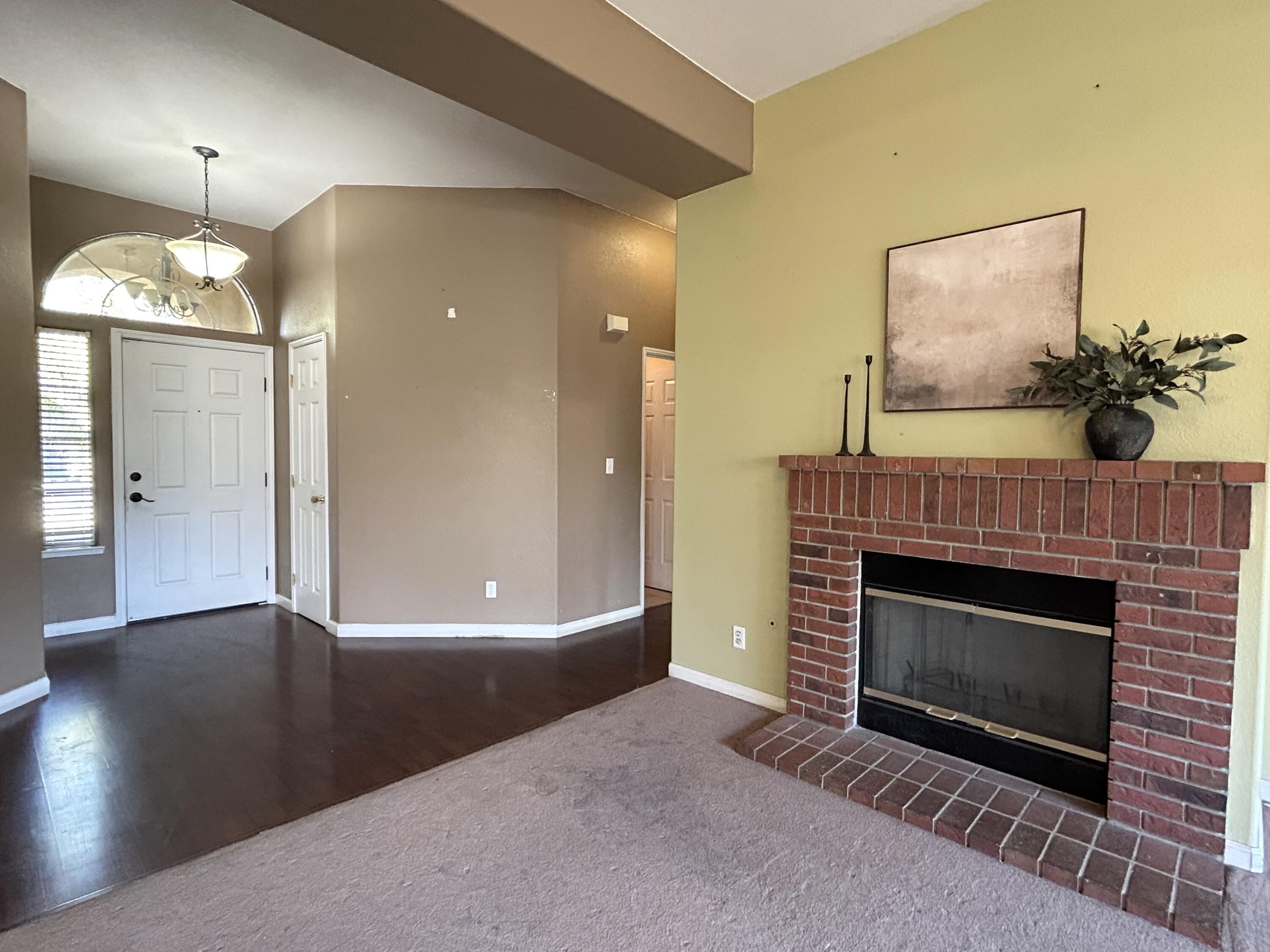 1877 W Nancy Ave, Porterville, CA 93257
