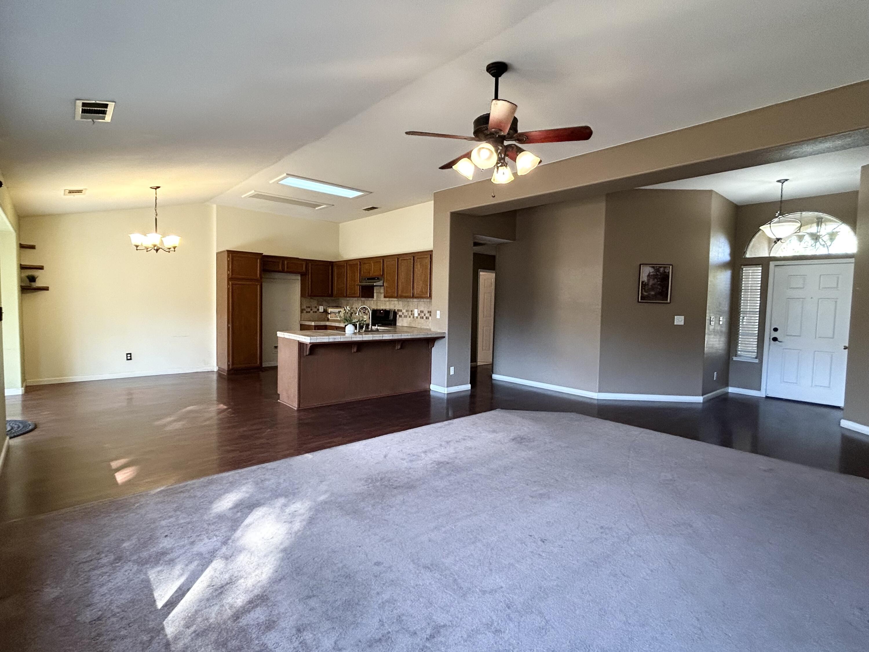1877 W Nancy Ave, Porterville, CA 93257