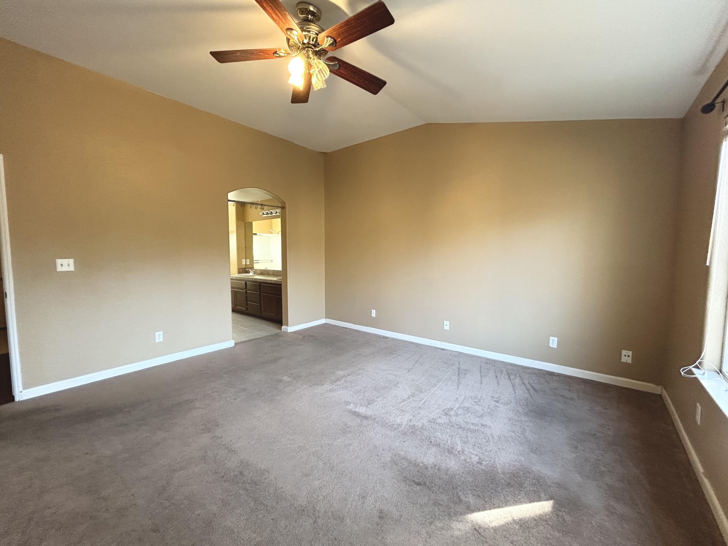 1877 W Nancy Ave, Porterville, CA 93257