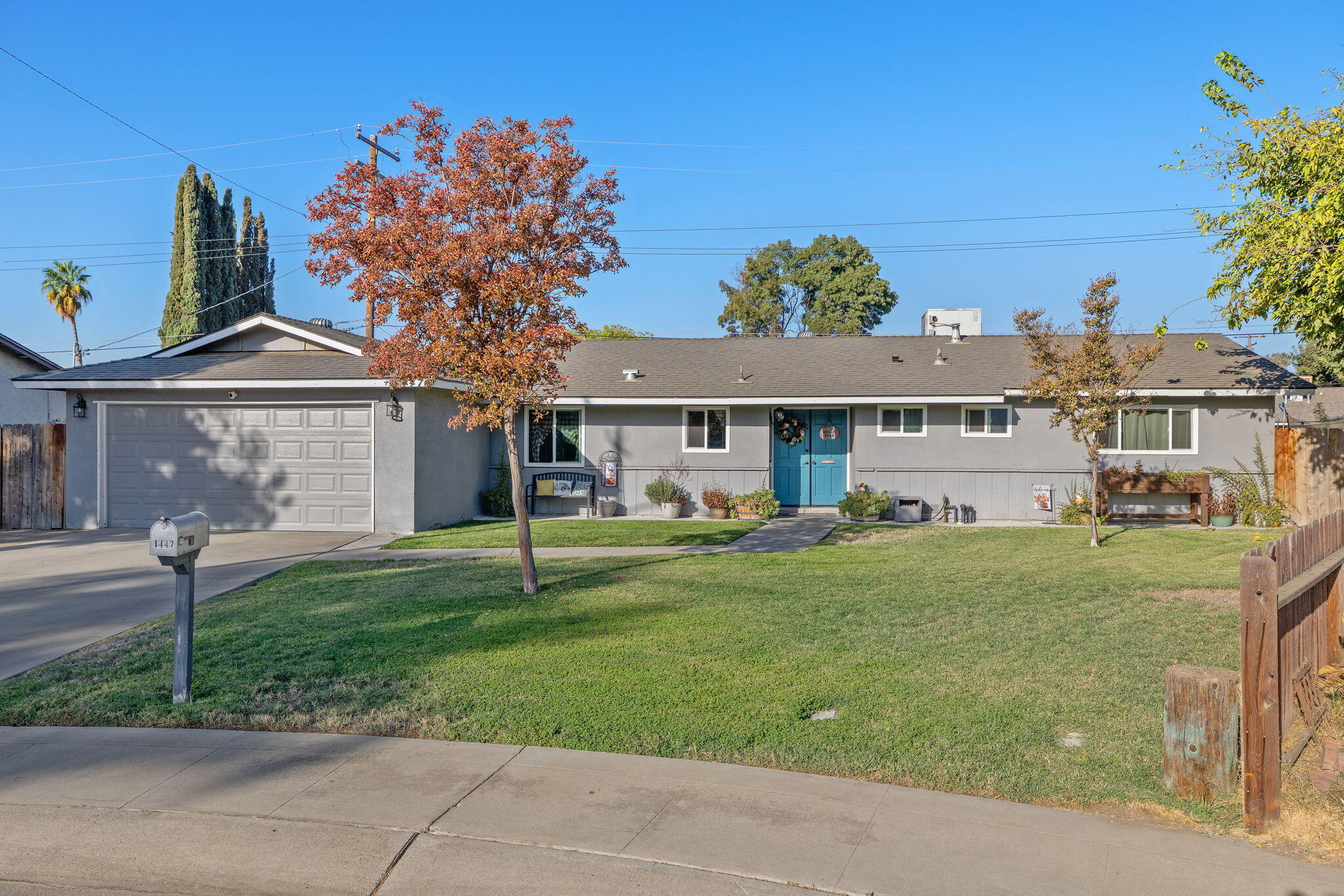 1447 S Thomas St, Visalia, CA 93292