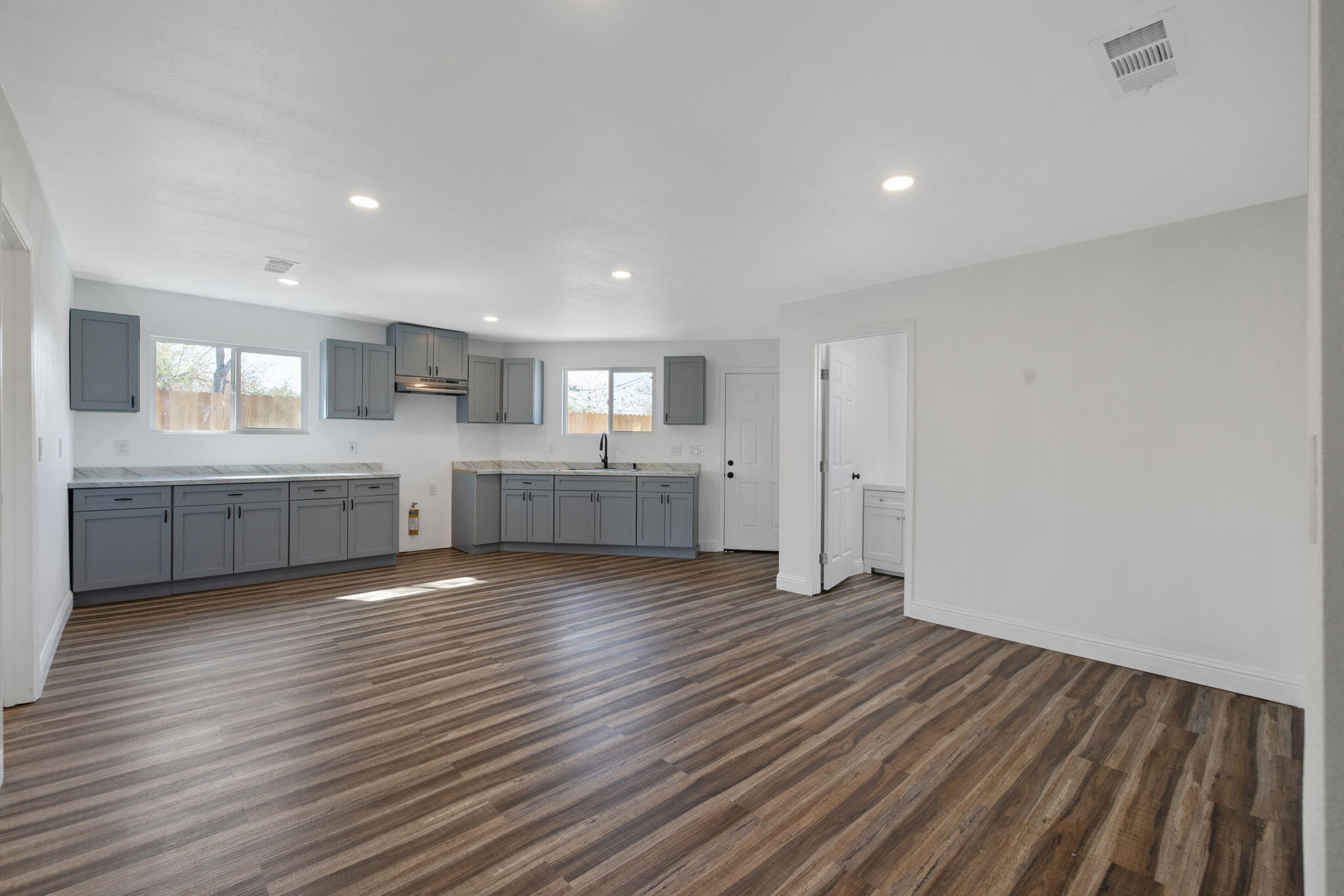 5439 Ellis Rd, Alpaugh, CA 93201
