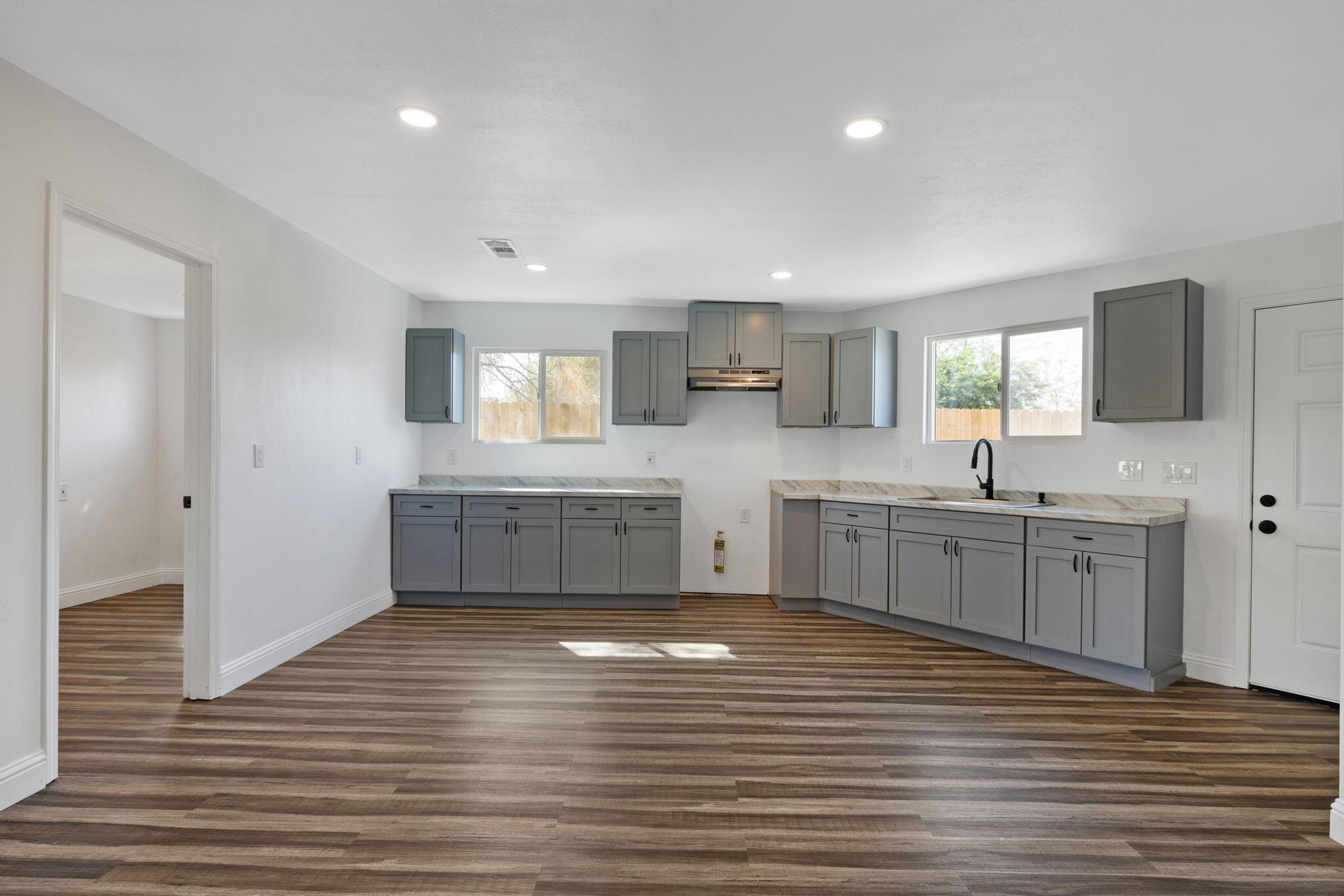 5439 Ellis Rd, Alpaugh, CA 93201