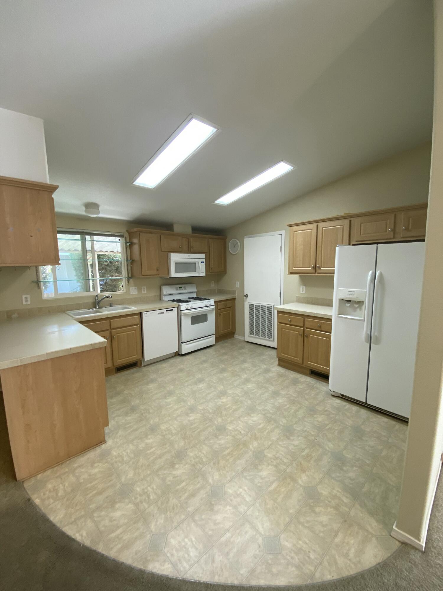 100 S Westwood St #137, Porterville, CA 93257