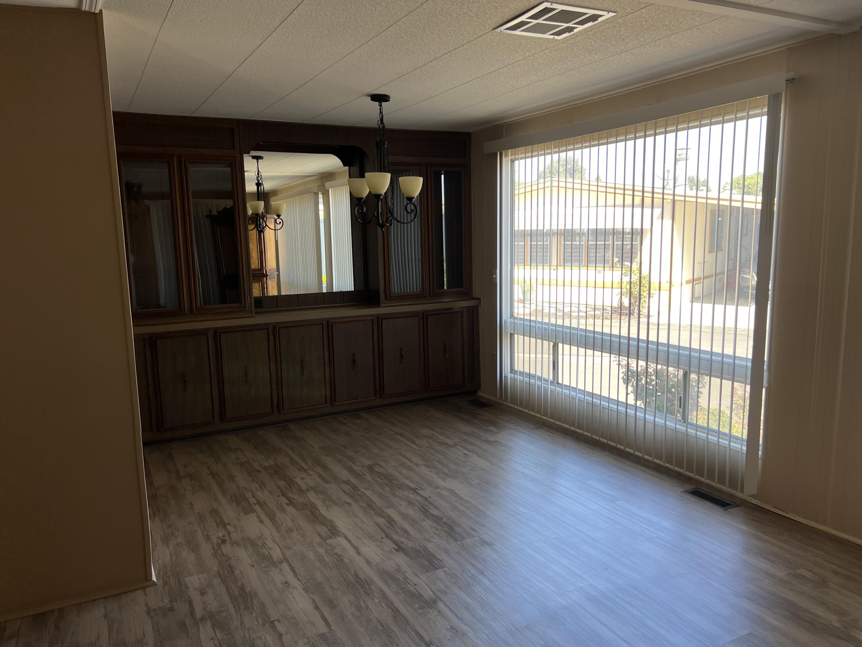 2400 W Midvalley Ave #P2, Visalia, CA 93277