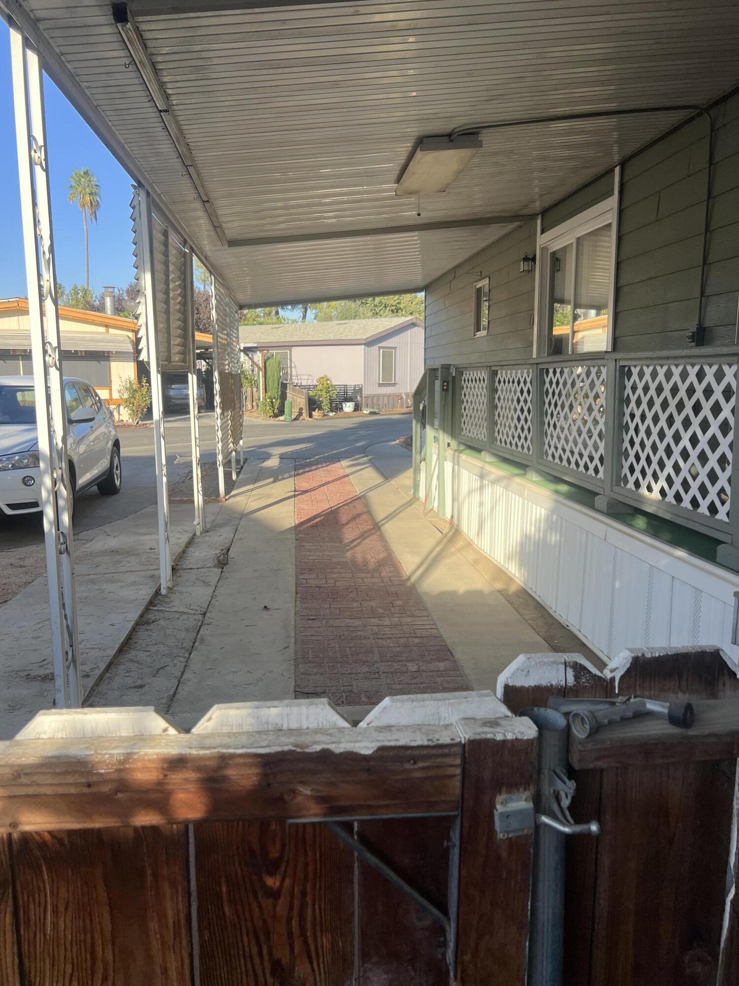 2400 W Midvalley Ave #P2, Visalia, CA 93277