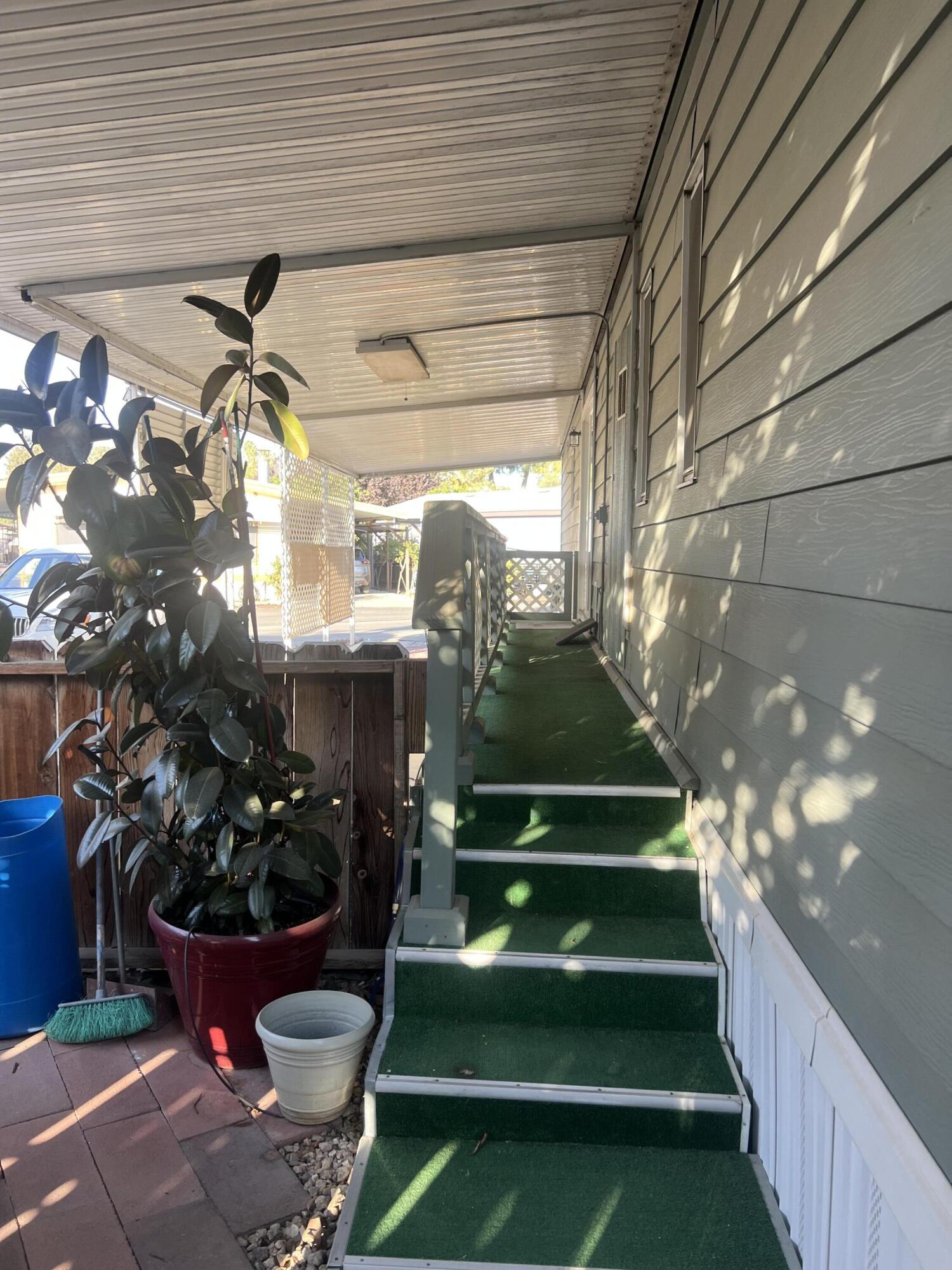 2400 W Midvalley Ave #P2, Visalia, CA 93277