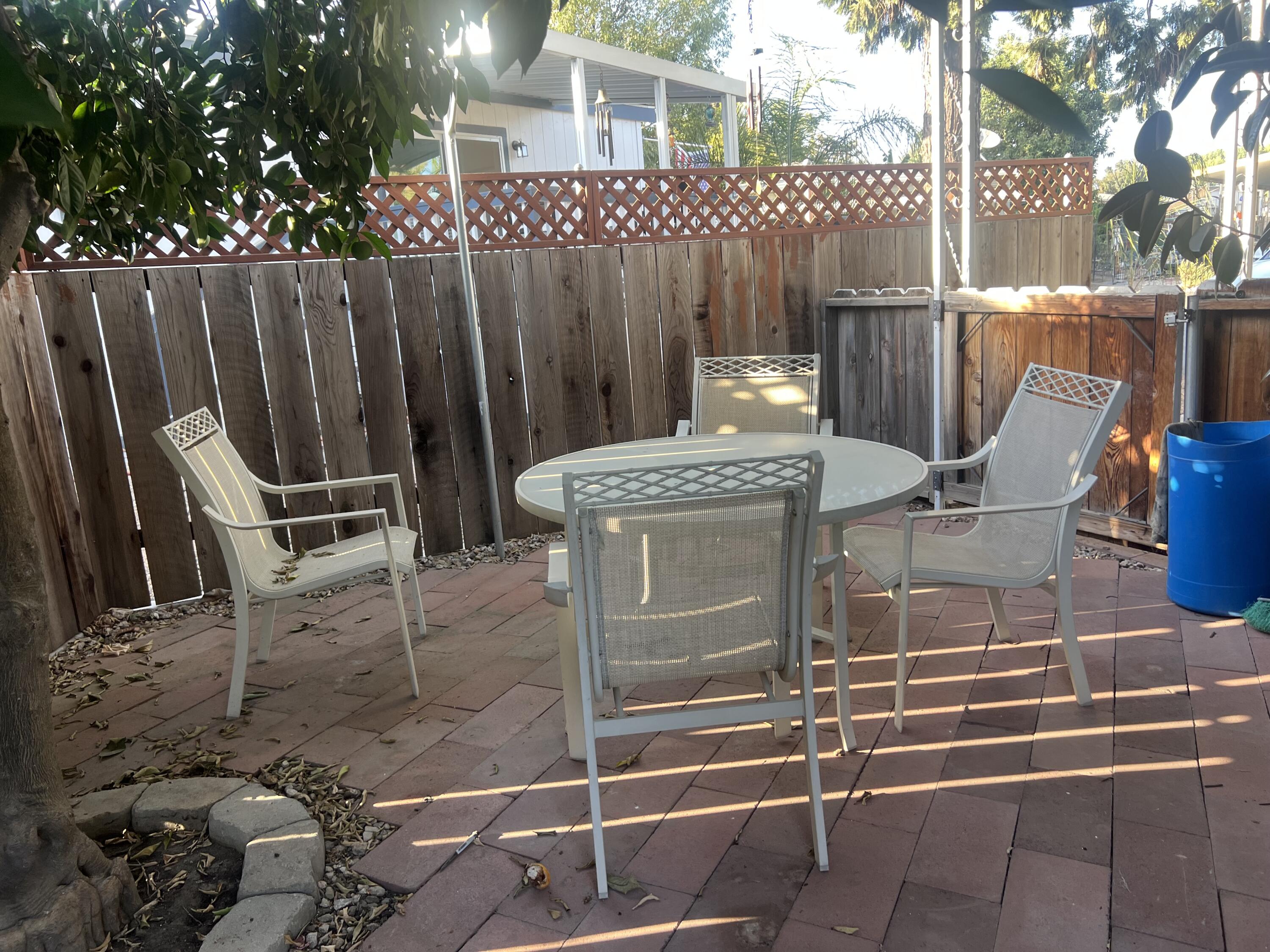 2400 W Midvalley Ave #P2, Visalia, CA 93277