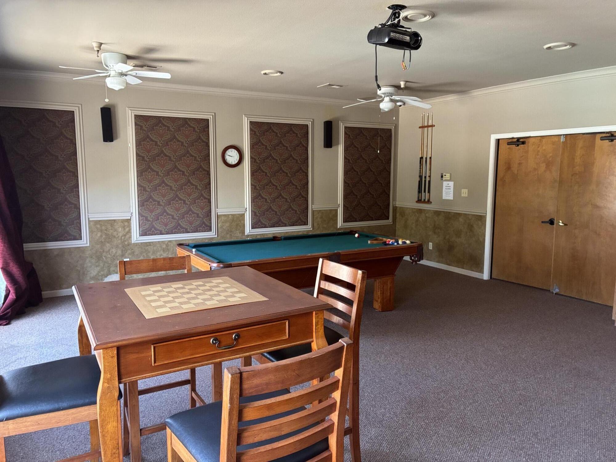 8147 N Cedar Ave #201, Fresno, CA 93720