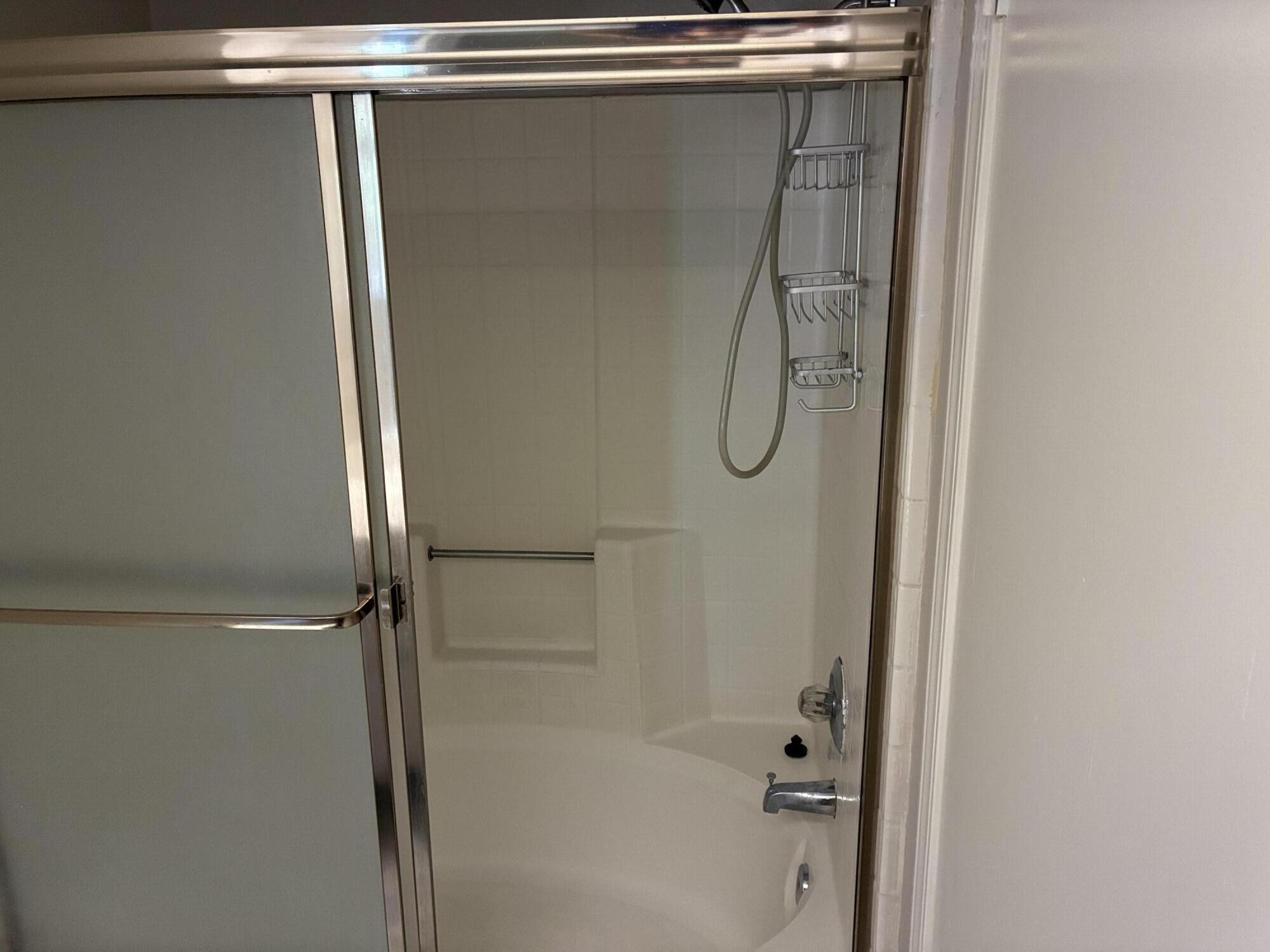 8147 N Cedar Ave #201, Fresno, CA 93720