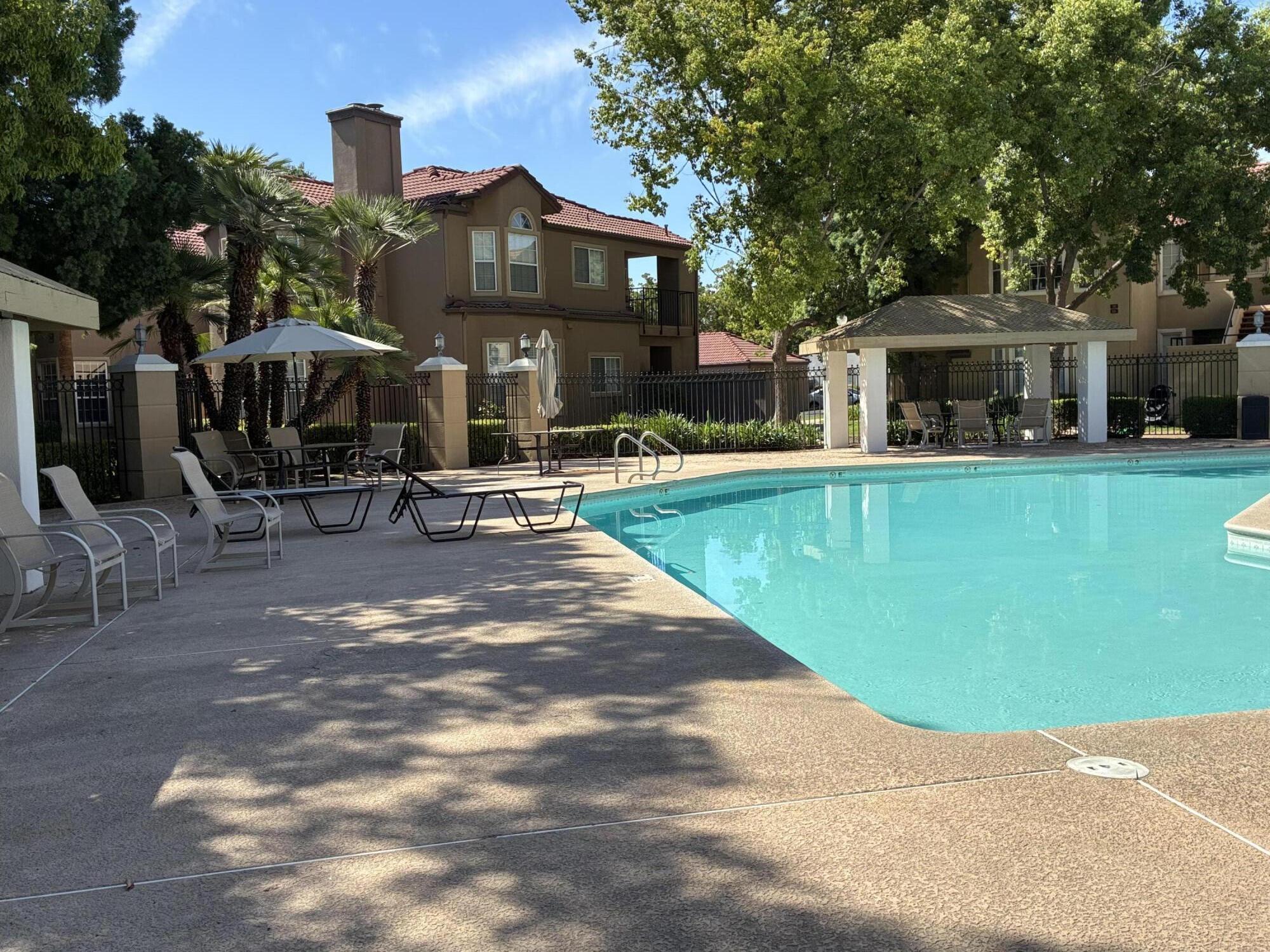 8147 N Cedar Ave #201, Fresno, CA 93720