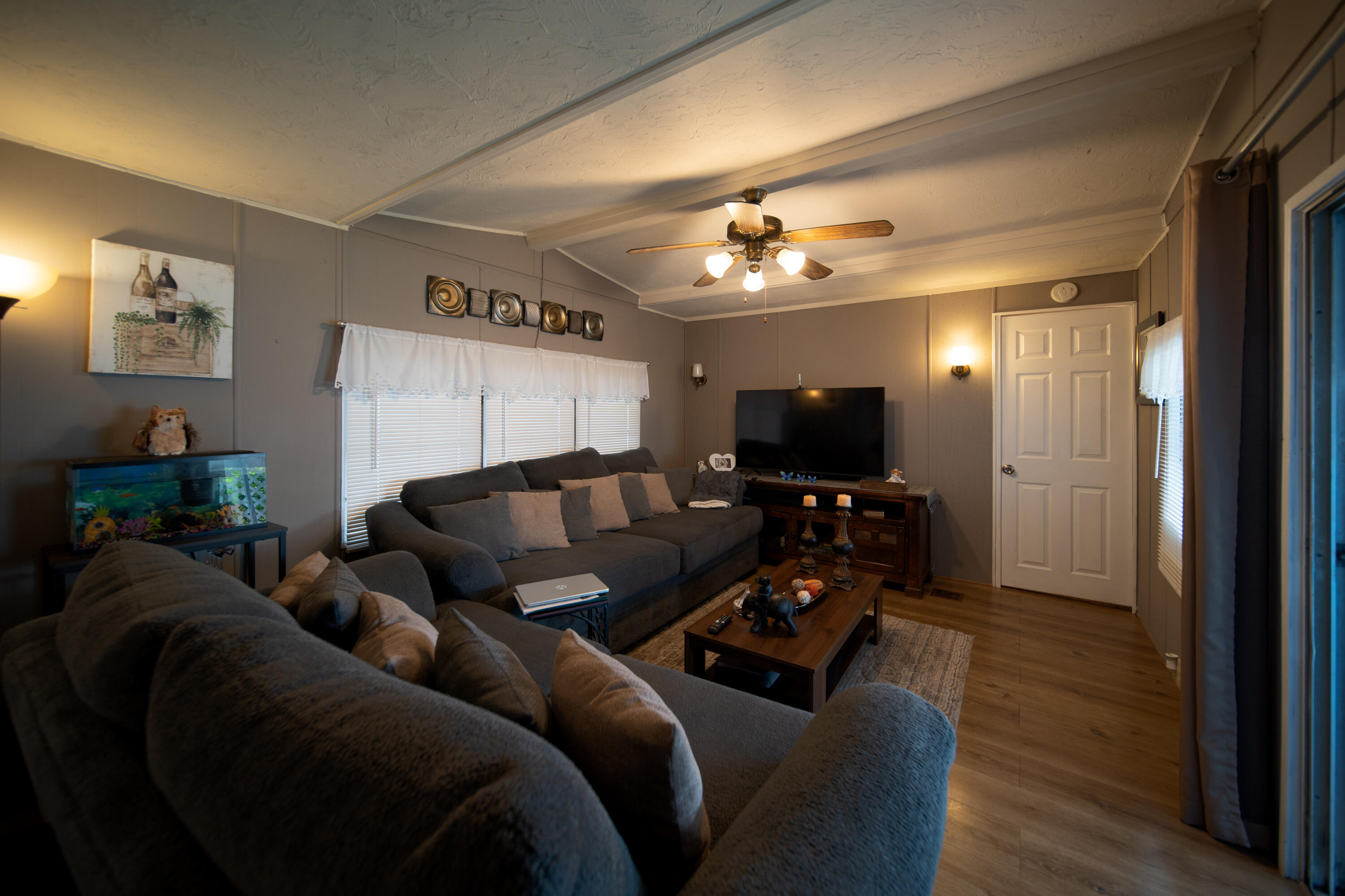 7676 N Fresno St #103, Fresno, CA 93720